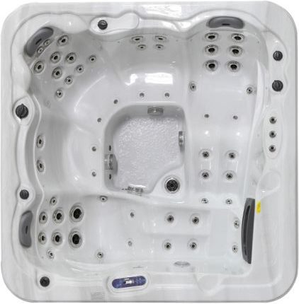 Deluxe Spas Polaris