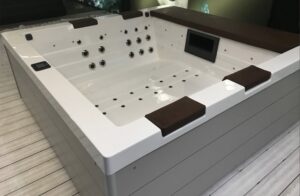Portcril Lux Whirlpool